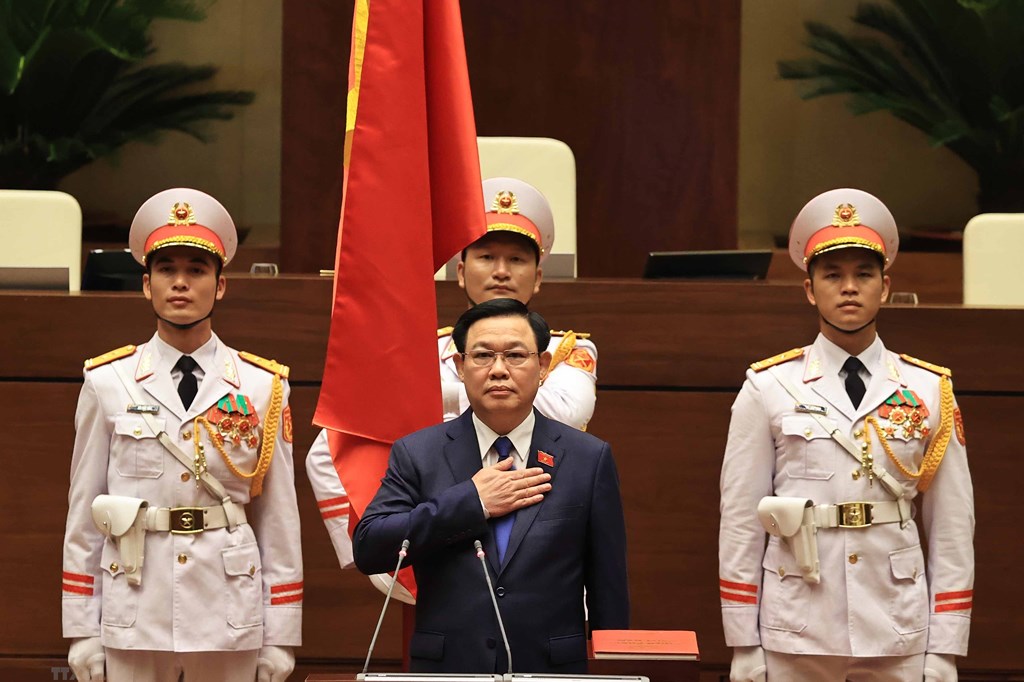 [Photo] Chủ tịch Quốc hội khóa XV Vương Đình Huệ tuyên thệ nhậm chức 