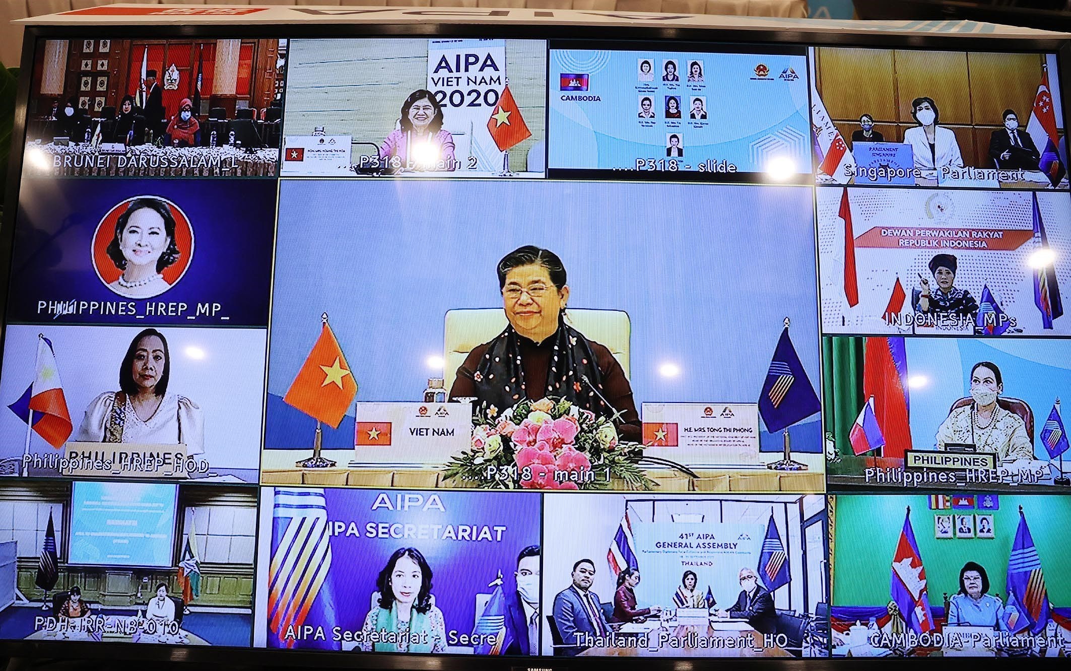 组图： 东盟议会联盟女议员（WAIPA）会议以视频形式召开 hinh anh 8