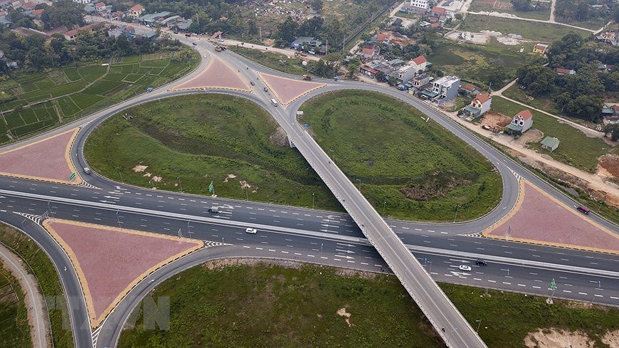 组图：海防-广宁高速公路：连接经济三角区经济三角发展的轴线 hinh anh 1