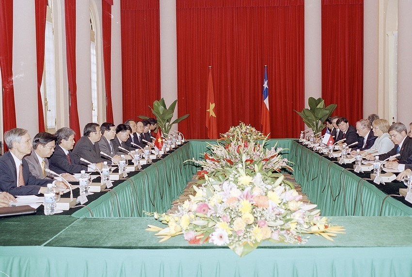 组图：越南智利建交50周年：全面伙伴关系日益向前迈进 hinh anh 9
