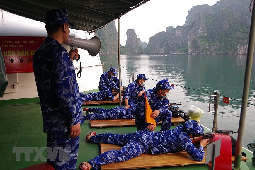 组图：海警第一区举行海上训练 hinh anh 8