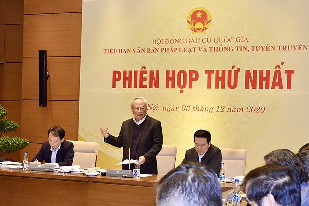 越南国家选举委员会法律文件与信息宣传工作组召开第一次会议 hinh anh 1