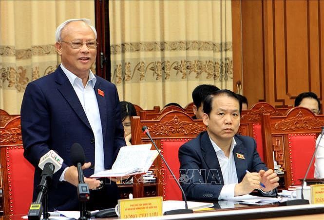 国会代表和各级议会代表换届选举：国会副主席汪周刘视察太平省的选举筹备工作 hinh anh 1