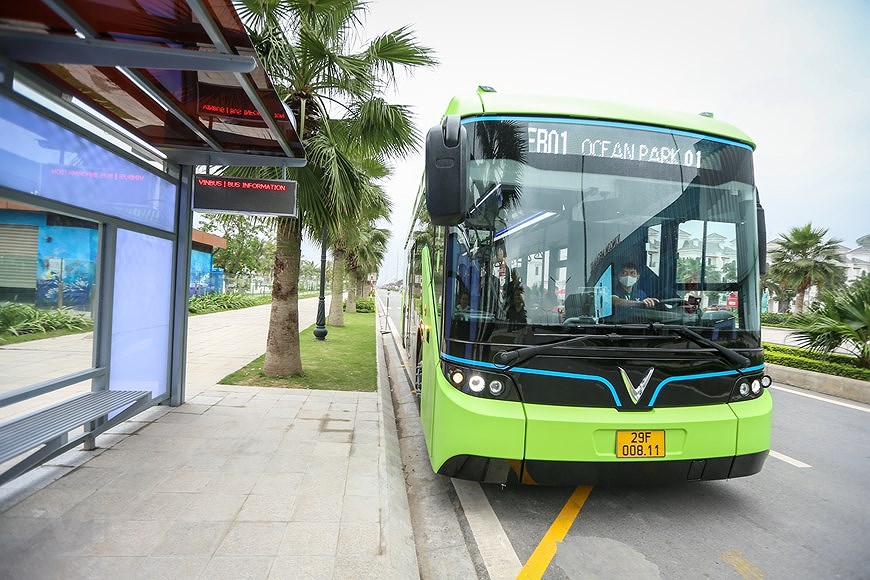 组图：VinBus开发的越南首个智能电动公交车投入运营 hinh anh 9