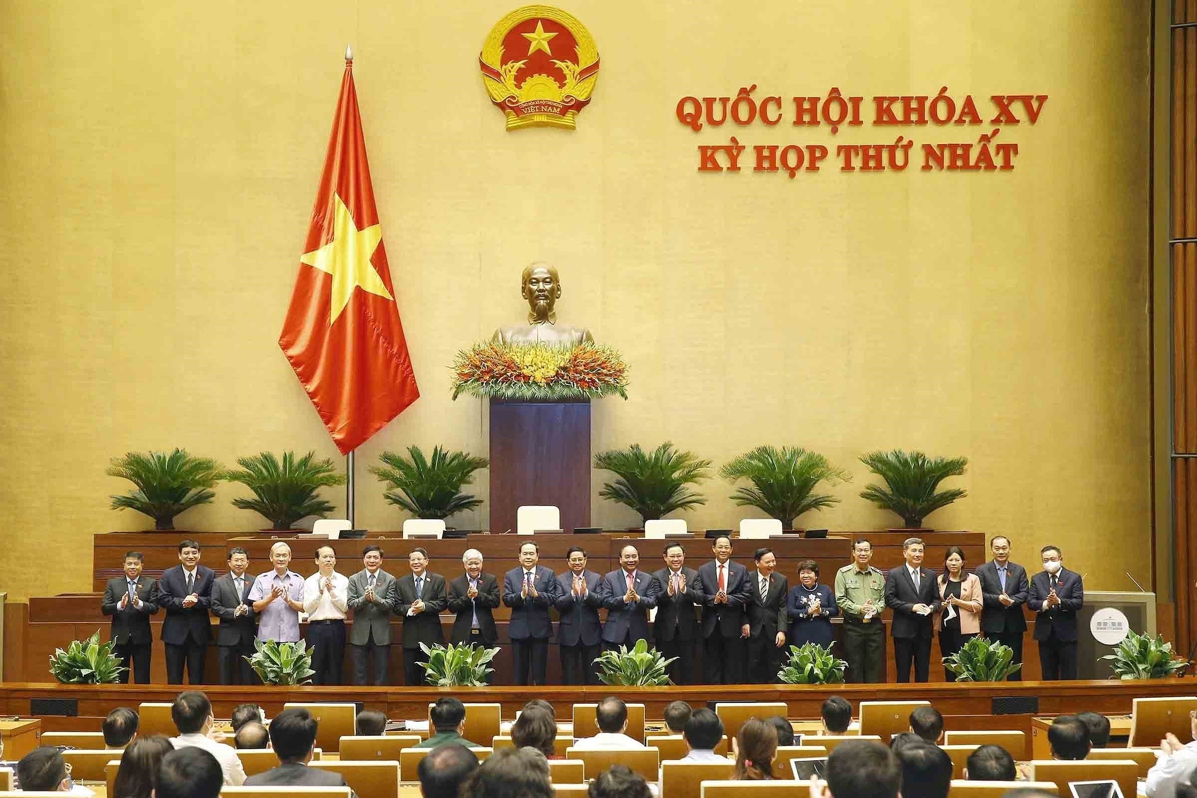 Several important positions in 15th National Assembly elected hinh anh 6