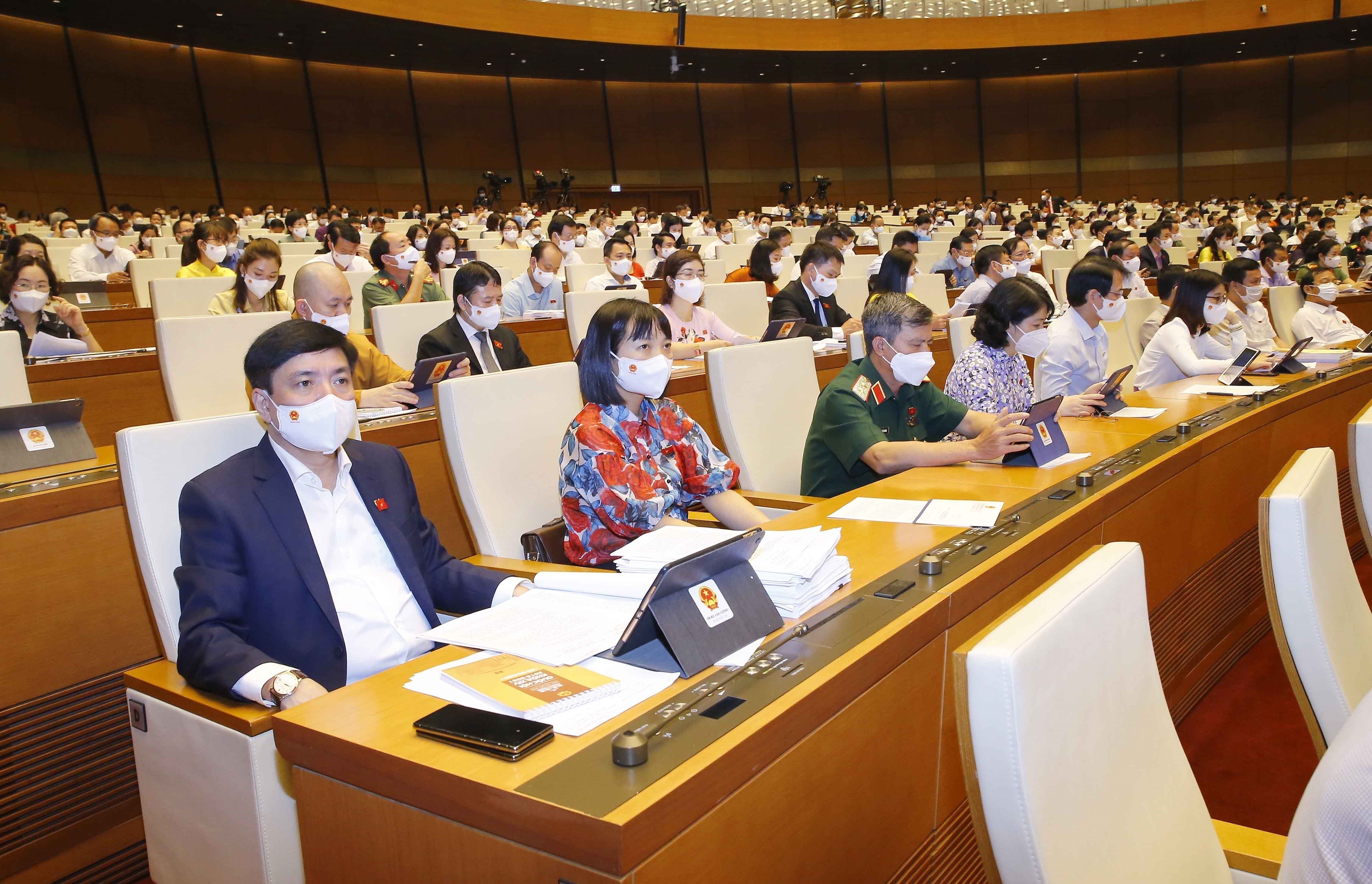 Government proposes keeping structure at 15th NA’s first session hinh anh 2