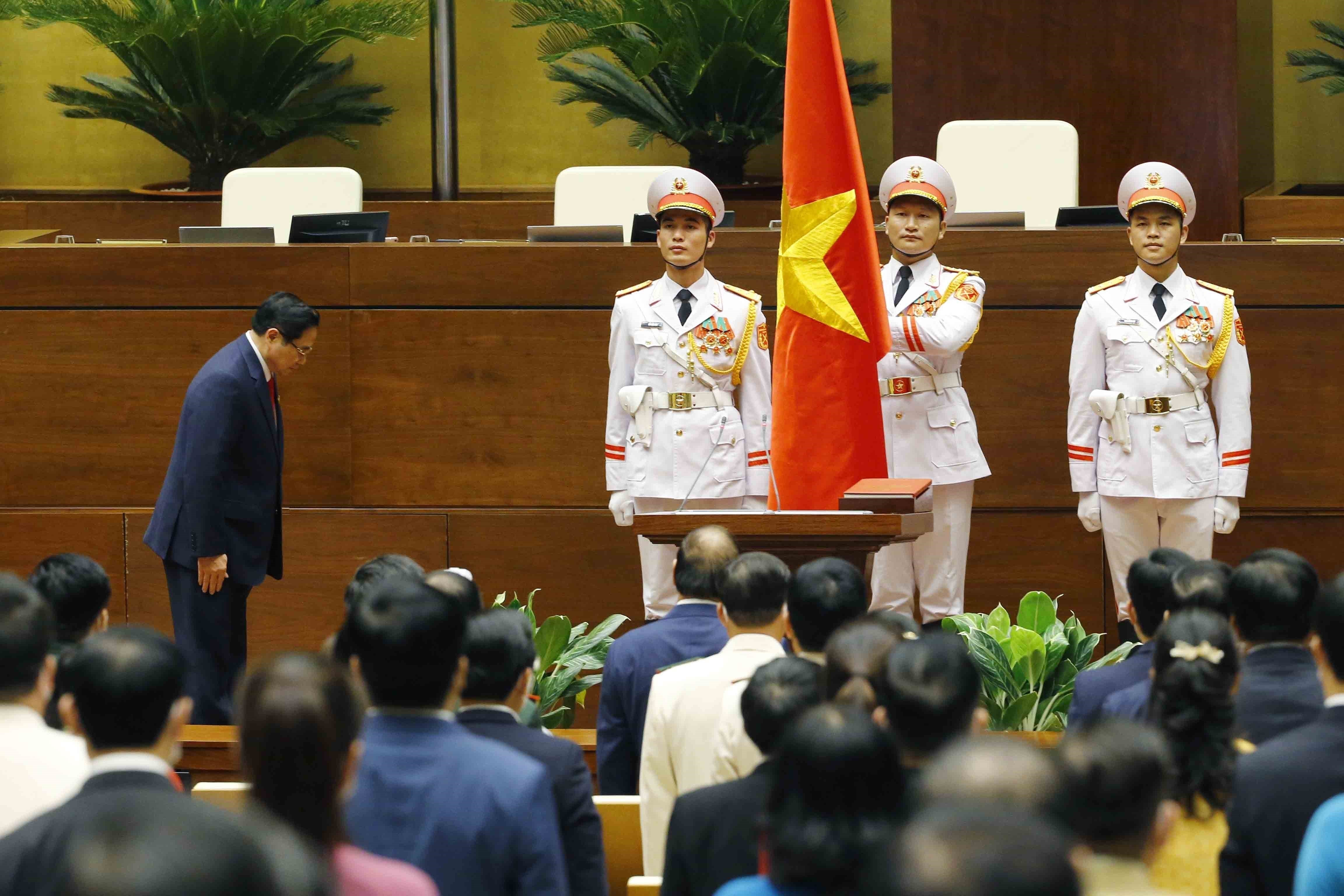 Pham Minh Chinh re-elected as Prime Minister hinh anh 5