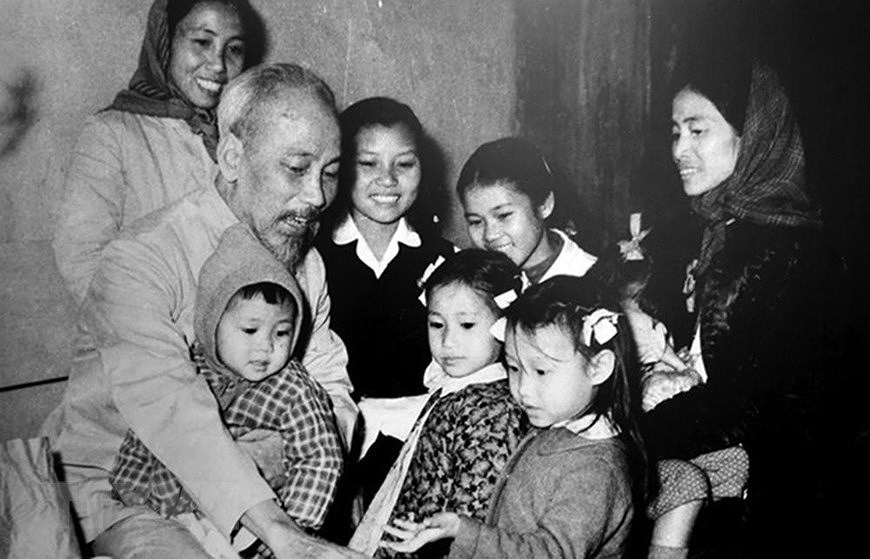 President Ho Chi Minh: Children’s beloved uncle hinh anh 9