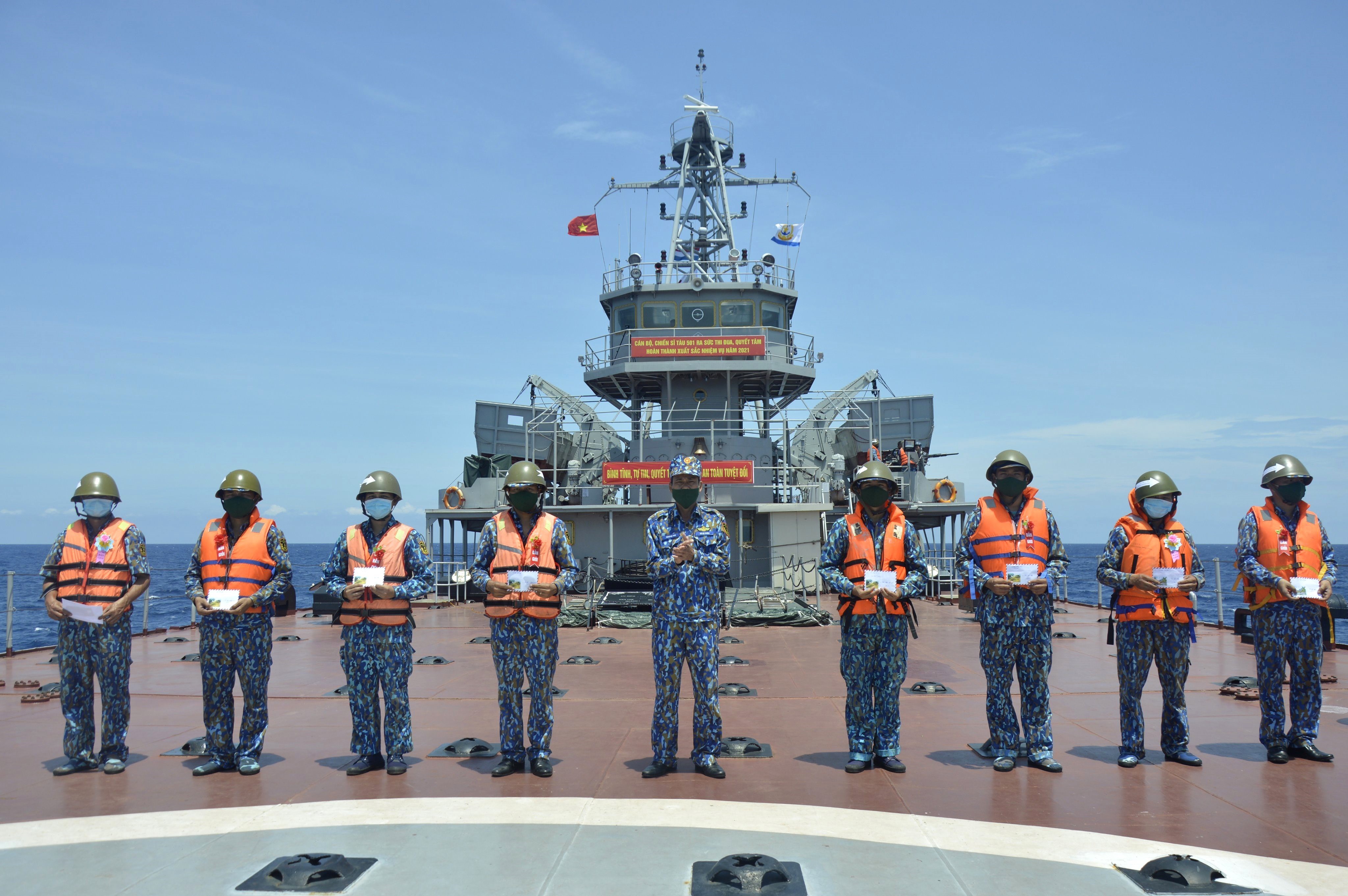Naval Region 2 Command increases training hinh anh 7