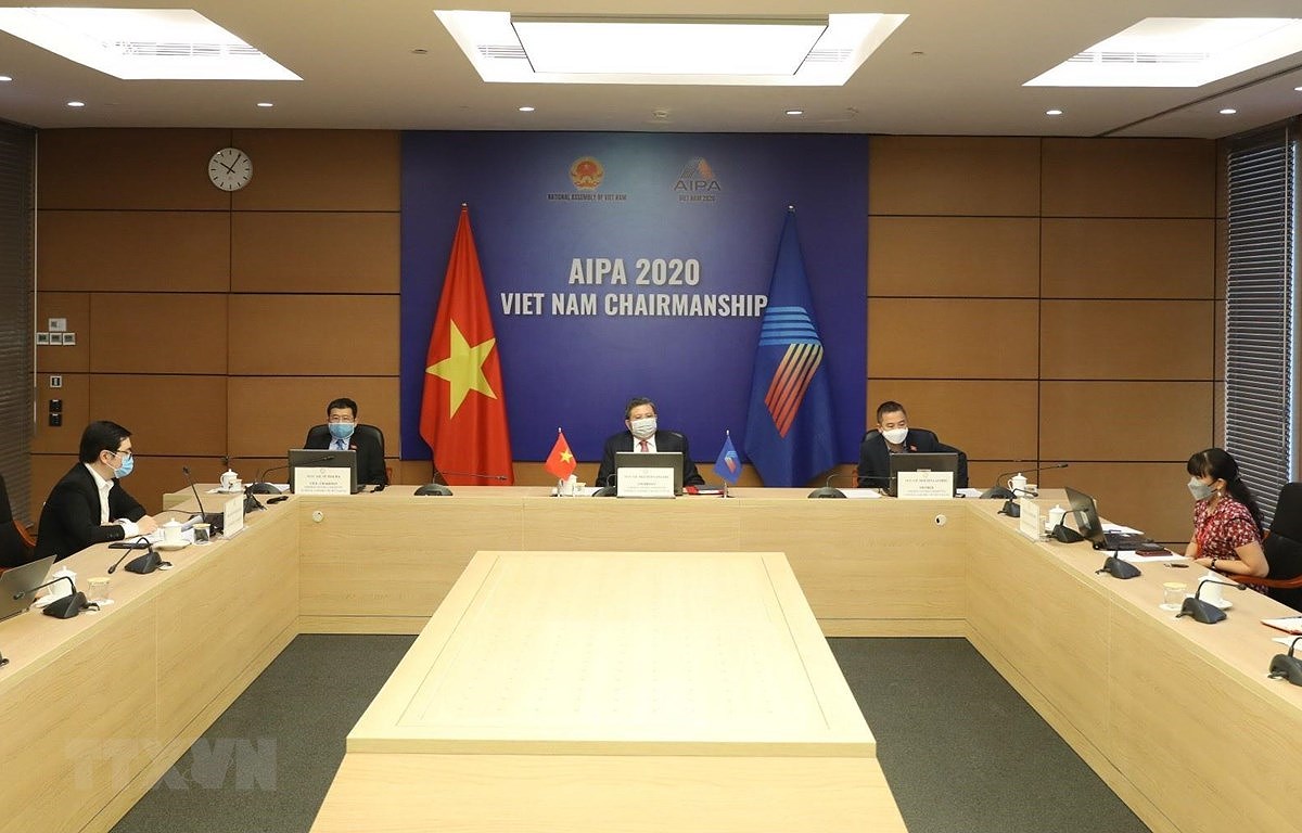 Vietnam attends teleconference on parliamentary role in fighting COVID-19 hinh anh 1