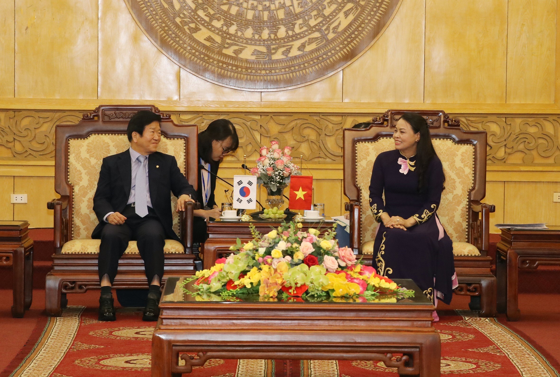 Korean National Assembly Speaker visits Ninh Binh province hinh anh 1