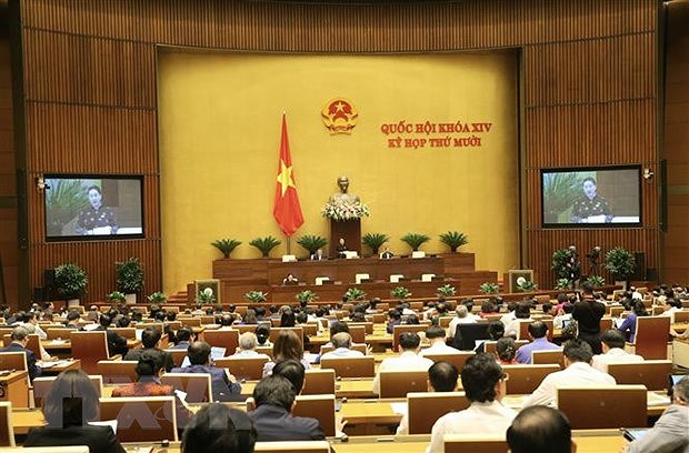 Lawmakers meet on November 3 over socio-economic issues hinh anh 1