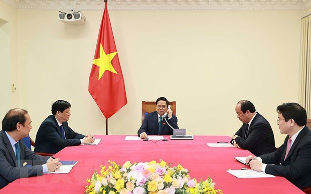 Cambodian PM congratulates new Vietnamese PM via phone talks hinh anh 1