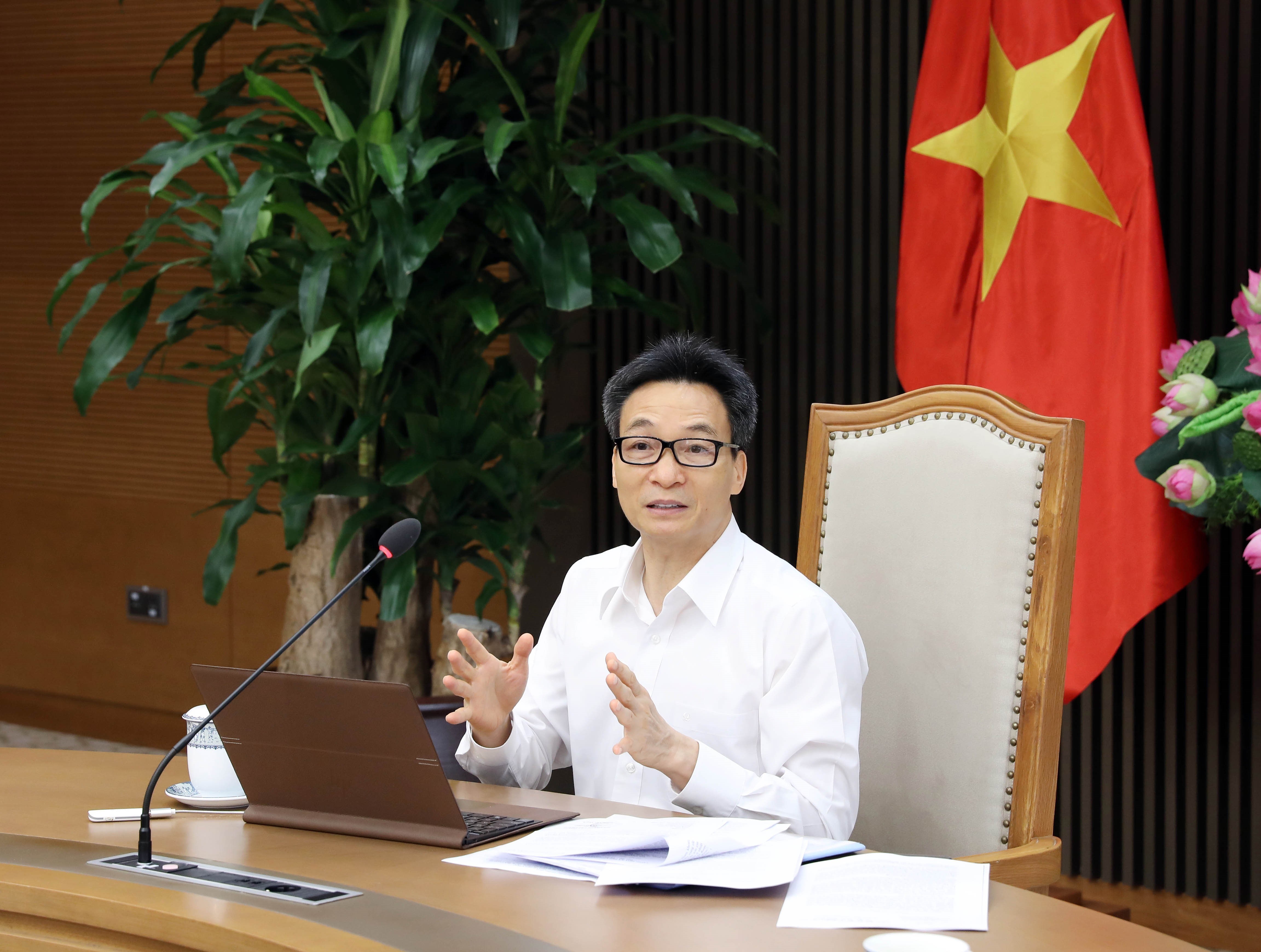 Vietnam striving to quickly produce home-made COVID-19 vaccines hinh anh 3