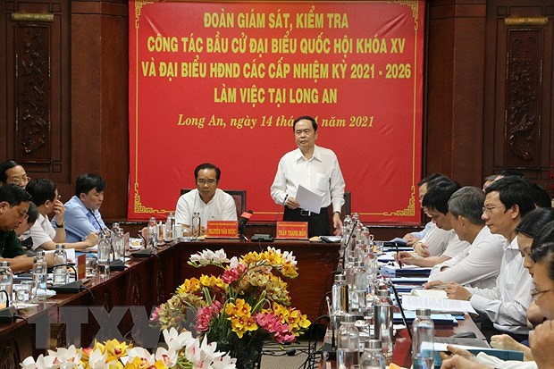 NA Vice Chairmen inspect election preparations in Long An, Lao Cai hinh anh 1