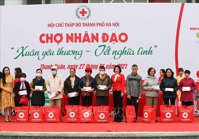 Red Cross and Red Crescent societies boost links to handle challenges hinh anh 1