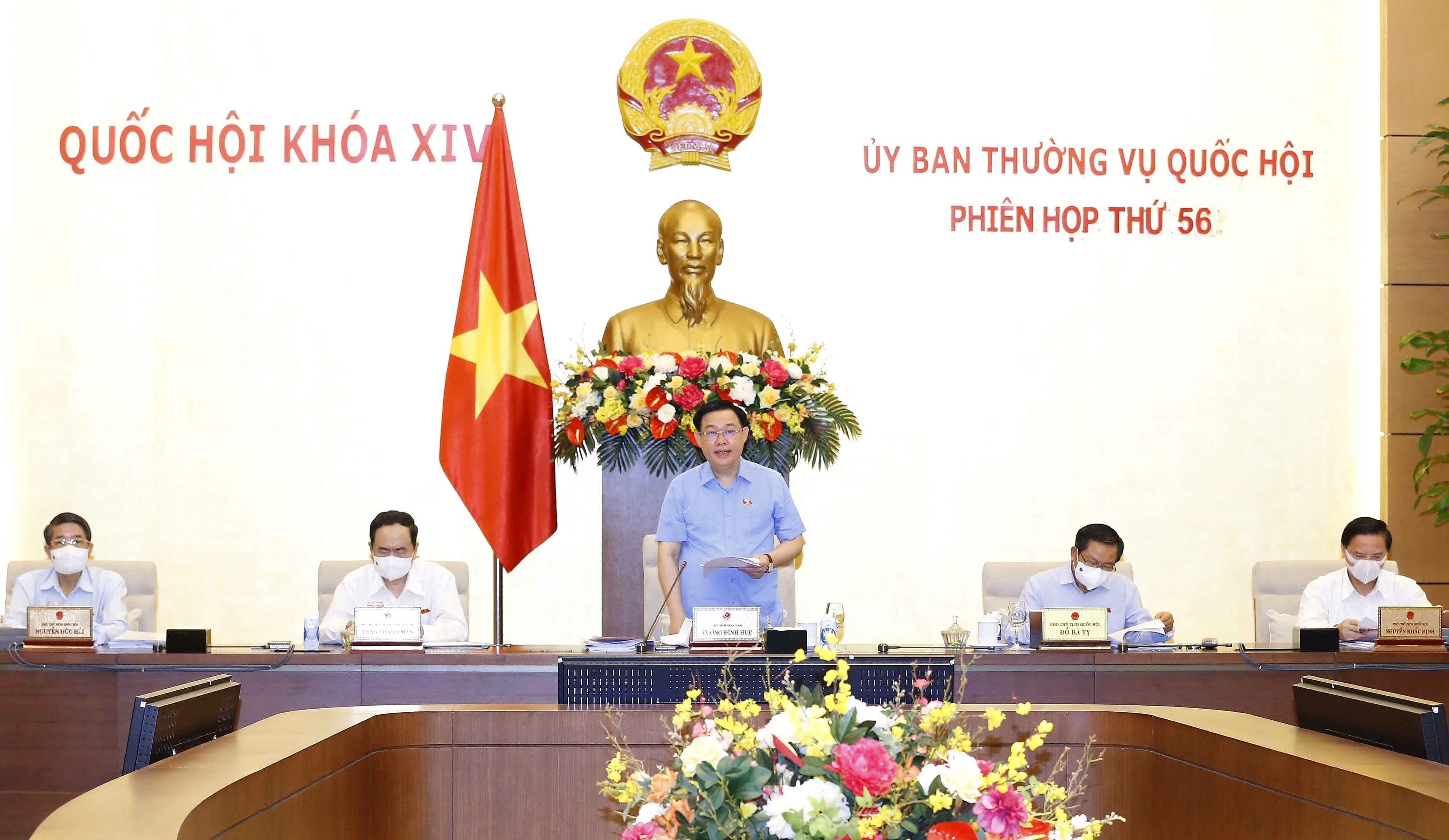 NA Standing Committee opens 56th meeting hinh anh 1