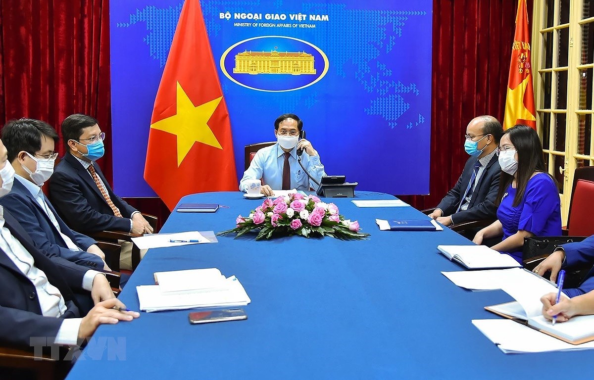 Vietnam, Canada agree to expand cooperation in various spheres hinh anh 2