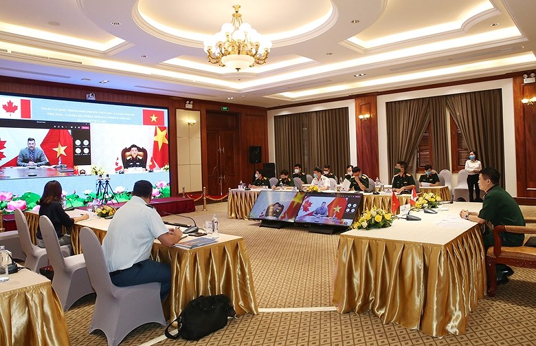 Vietnam, Canada hold bilateral defence consultation hinh anh 1