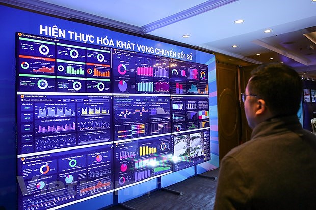 Information-communications technology sector earns nearly 65 billion USD in H1 hinh anh 1