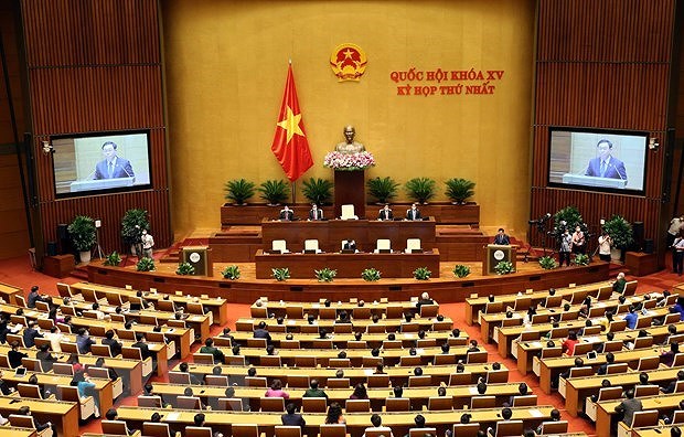 15th National Assembly wraps up first session hinh anh 1