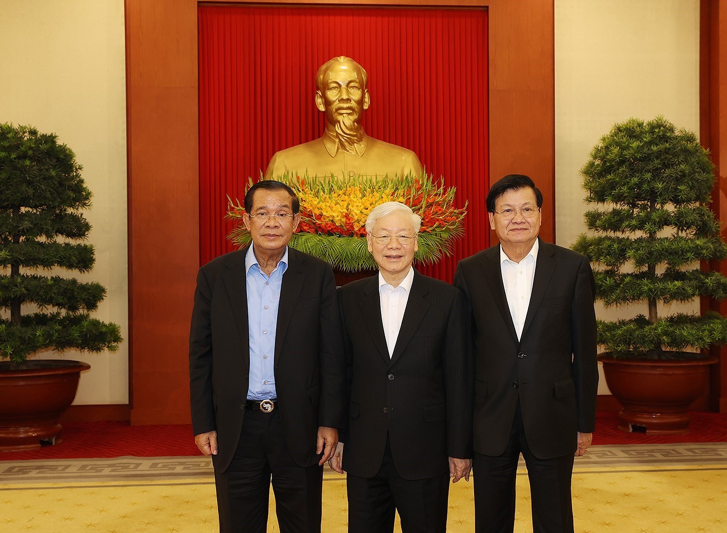 Vietnamese, Cambodian, Lao top leaders discuss cooperation orientations hinh anh 1