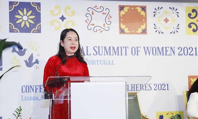 Women should be at centre of every recovery, development effort: Vice President hinh anh 1