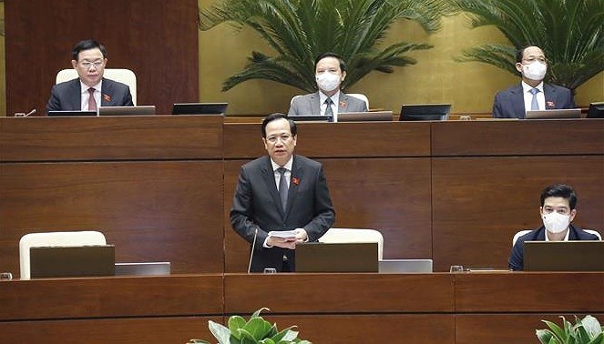 Social, educational, investment issues in parliament’s focus on Nov. 11 hinh anh 1