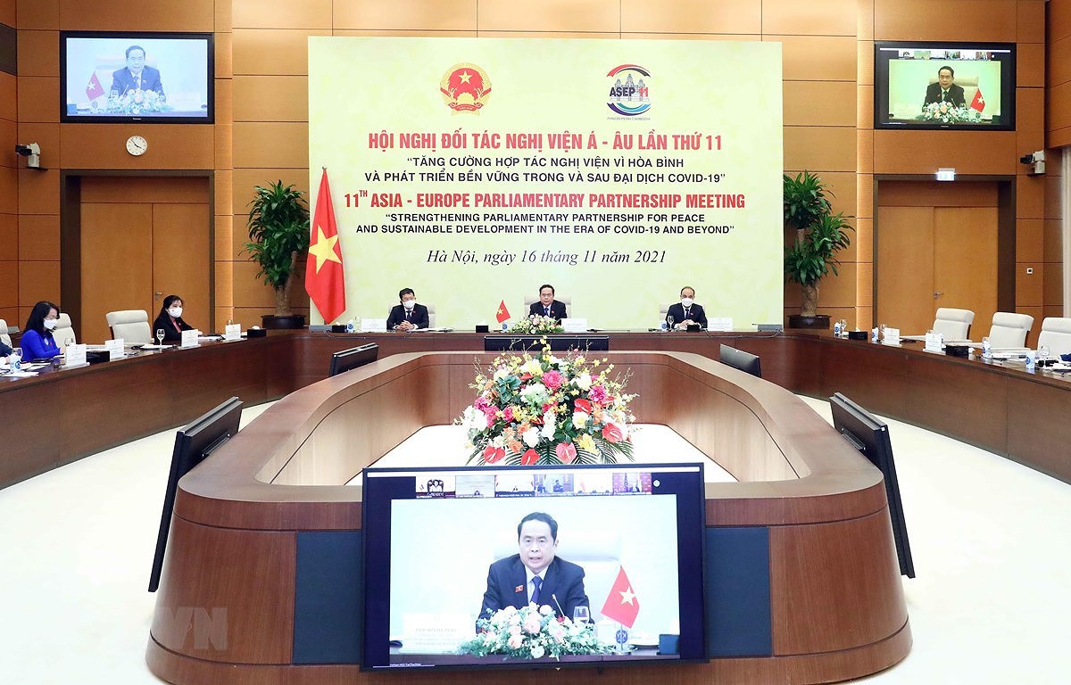 Vietnam calls for further sharing of COVID-19 vaccines, treatment drugs at ASEP-11 hinh anh 1