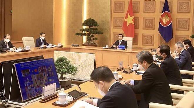 Vietnam pledges more contributions to ASEAN - China ties hinh anh 1