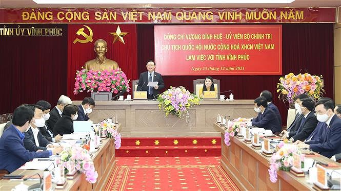 Top legislator works in Vinh Phuc province hinh anh 1