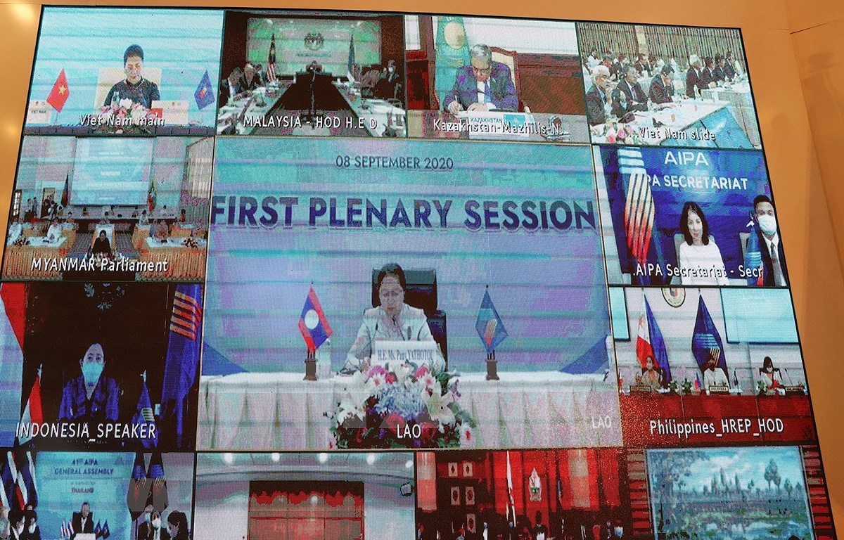 Participan presidentes de Parlamentos de Camboya y Laos a primer plenario de AIPA 41 hinh anh 1