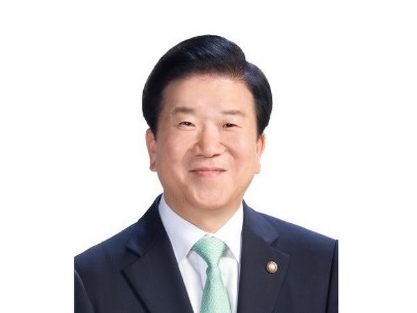 Presidente de Asamblea Nacional de Corea del Sur inicia visita a Vietnam hinh anh 1