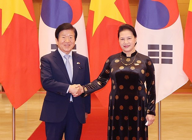 Dirigentes parlamentarios de Vietnam y Corea del Sur expresan disposicion de fortalecer relaciones hinh anh 1