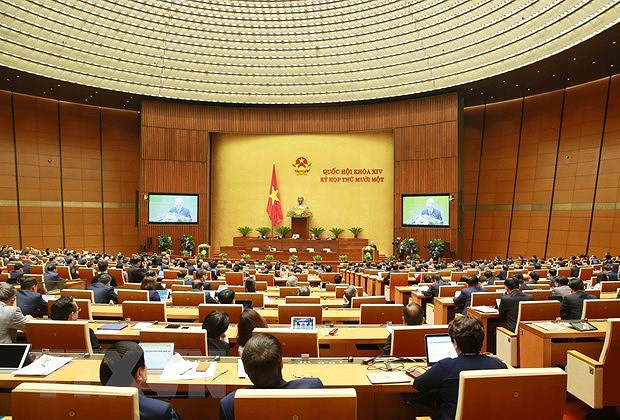 Parlamento de Vietnam prosigue evaluacion de trabajo del mandato 2016-2021 hinh anh 1