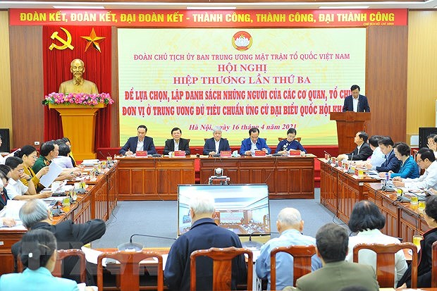 Conferencia de Consultas aprueba lista de 205 candidatos a diputados en Vietnam hinh anh 2