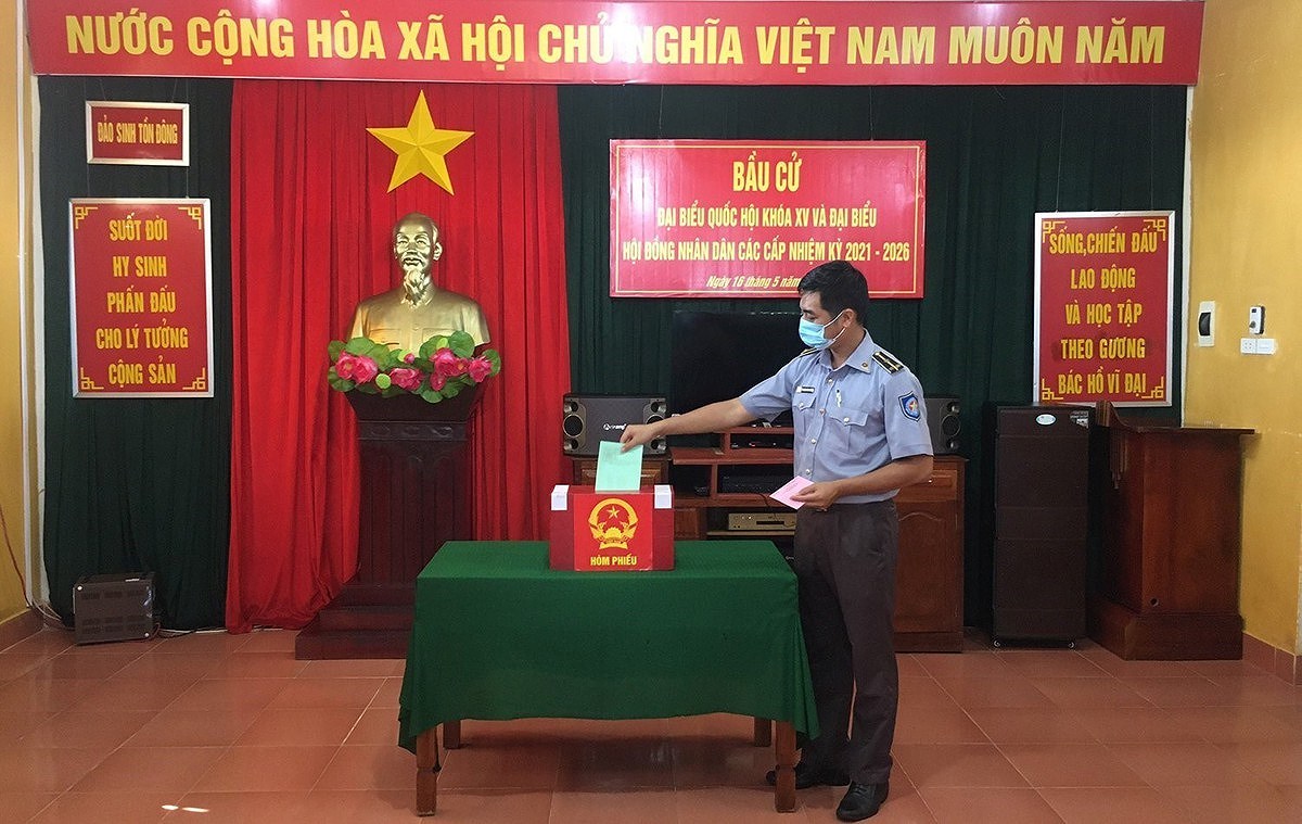 Organizaran votacion anticipada en colegios electorales de 16 localidades vietnamitas hinh anh 2