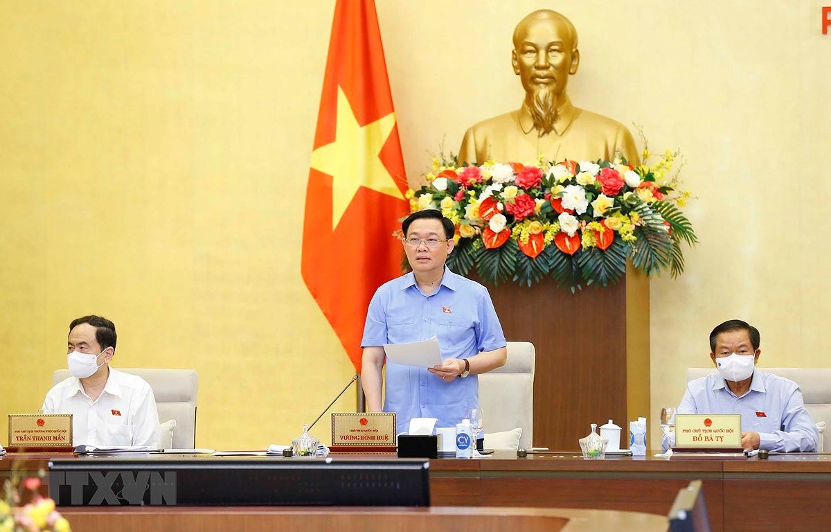 Concluye reunion 56 del Comite Permanente del Parlamento vietnamita hinh anh 1
