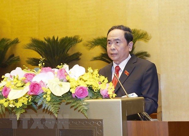 Asamblea Nacional de Vietnam elige a vicepresidentes y miembros del Comite Permanente hinh anh 1