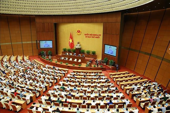 Legisladores de Vietnam debaten plan quinquenal de inversion publica hinh anh 1
