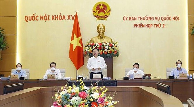 Revisa Comite Permanente del Parlamento de Vietnam importantes trabajos legislativos hinh anh 1