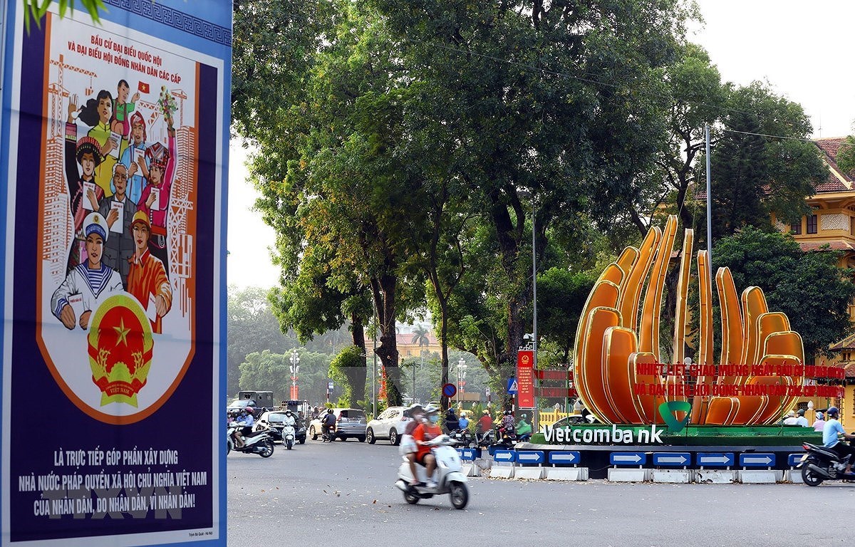 Campana electoral en Vietnam cerro de acuerdo con la ley y de manera flexible y segura hinh anh 1