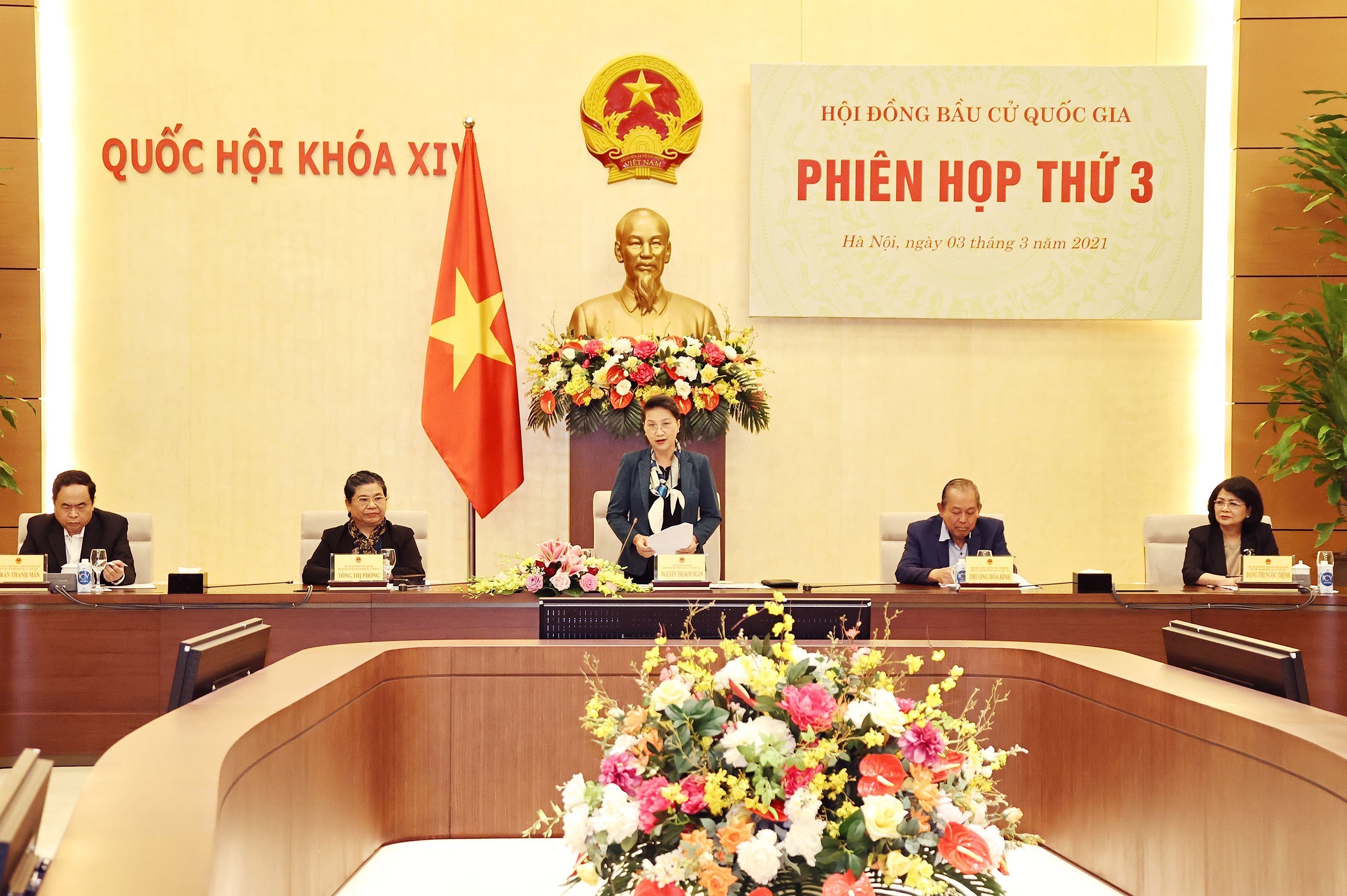 La presidente de l’AN preside la 3e reunion du Conseil electoral national hinh anh 1