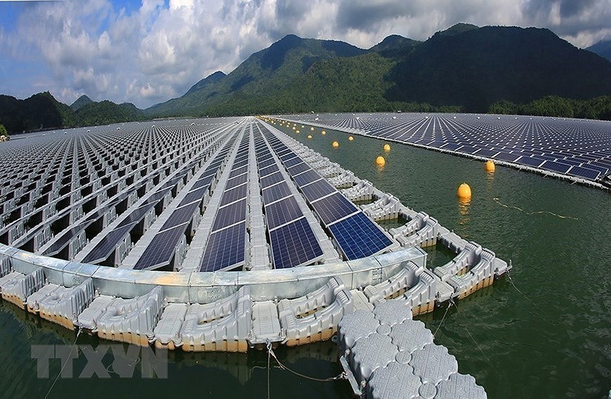 Вьетнам вошел в троику лидеров в Азиатско-Тихоокеанском регионе по переходу на возобновляемые источники энергии hinh anh 3