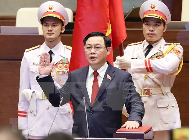 Руководитель Камбоджи поздравляет нового председателя НС Вьетнама Выонг Динь Хюэ hinh anh 1