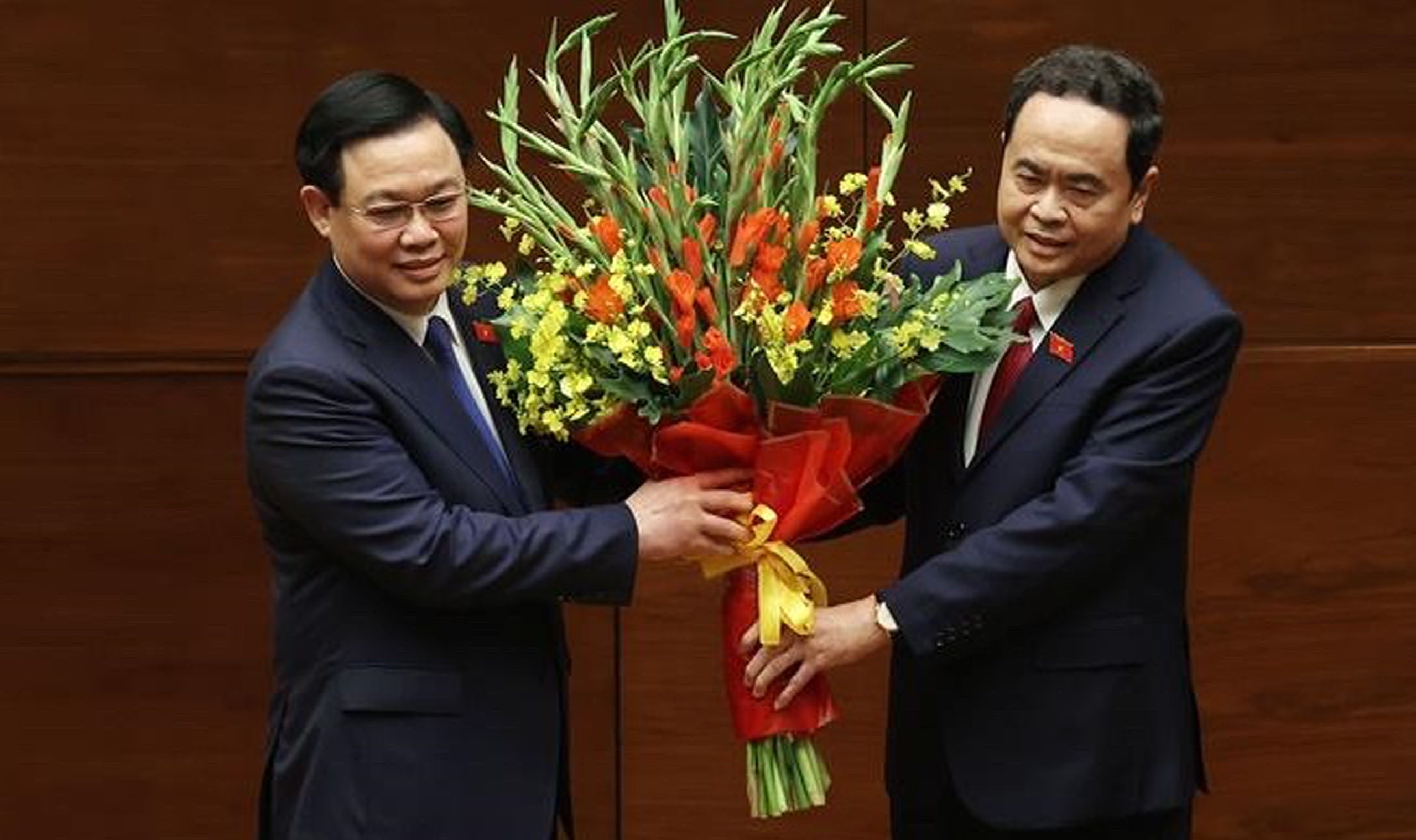 Товарищ Выонг Динь Хюэ был переизбран председателем Национального собрания15-го созыва hinh anh 1